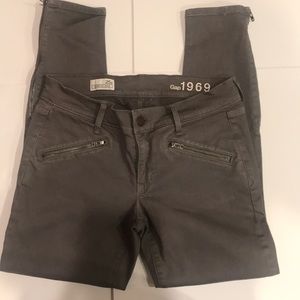 Gap Zipper Cropped Pants